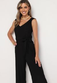 Born2be - Czarny Wiskozowy Kombinezon na Ramiączkach z Materiałowym Paskiem i Gumkami w Talii Zadia. Kolor: czarny. Materiał: wiskoza, materiał. Długość rękawa: na ramiączkach #2