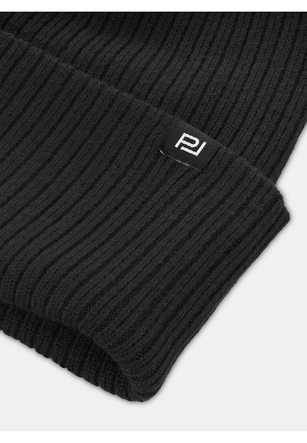 Pako Lorente - PAKO LORENTE – Czarna czapka męska. Kolor: czarny. Materiał: poliester, nylon, wiskoza. Wzór: prążki. Sezon: zima