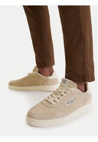 Guess Jeans Sneakersy EO-LUNARI-02 WE Beżowy. Kolor: beżowy. Materiał: skóra, zamsz #9