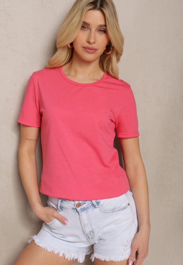 Renee - Fuksjowy T-shirt Koszulka z Krótkim Rękawem i Okrągłym Dekoltem Tiarella. Kolor: różowy. Materiał: jeans. Długość rękawa: krótki rękaw. Długość: krótkie. Wzór: aplikacja. Styl: klasyczny, elegancki