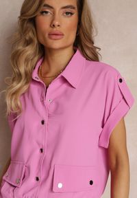 Renee - Fuksjowy 2-częściowy Komplet z Bluzką i Spodniami Ezrala. Kolor: różowy. Wzór: aplikacja