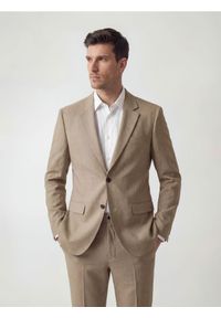 Reserved - Marynarka regular fit z dodatkiem wiskozy - beżowy. Kolor: beżowy. Materiał: wiskoza #1