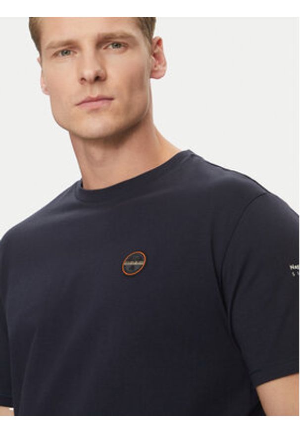 Napapijri T-Shirt S-Badge NP0A4I3N Granatowy Regular Fit. Kolor: niebieski. Materiał: bawełna
