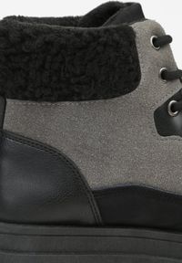 Renee - Czarno-Szare Traperki Sznurowane Trapery Janne. Wysokość cholewki: za kostkę. Nosek buta: okrągły. Kolor: czarny. Materiał: futro. Szerokość cholewki: normalna. Wzór: kolorowy, aplikacja #7