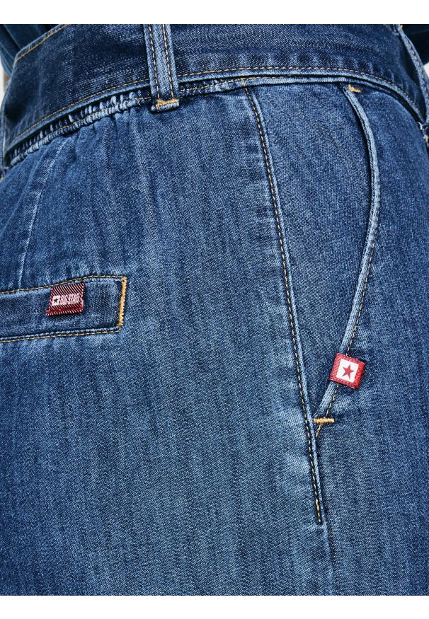 Big-Star - Jeansy damskie wide z paskiem granatowe Julii 398. Okazja: na co dzień. Stan: podwyższony. Kolor: niebieski. Styl: klasyczny, casual, elegancki
