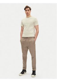 Mustang T-Shirt Allen 1016486 Beżowy Slim Fit. Kolor: beżowy. Materiał: bawełna #2