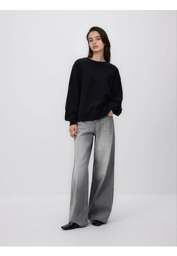 Reserved - Gładka bluza z bawełną - czarny. Kolor: czarny. Materiał: bawełna. Wzór: gładki