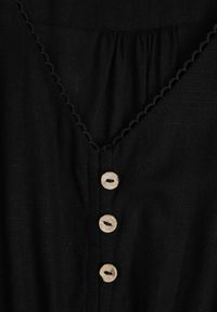 Born2be - Czarna Rozkloszowana Sukienka z Lnem i Wiskozą Zdobiona Guzikami Maitiella. Okazja: na co dzień. Typ kołnierza: dekolt w kształcie V. Kolor: czarny. Materiał: wiskoza, len. Długość rękawa: długi rękaw. Wzór: aplikacja. Sezon: wiosna, lato. Styl: casual, elegancki #8