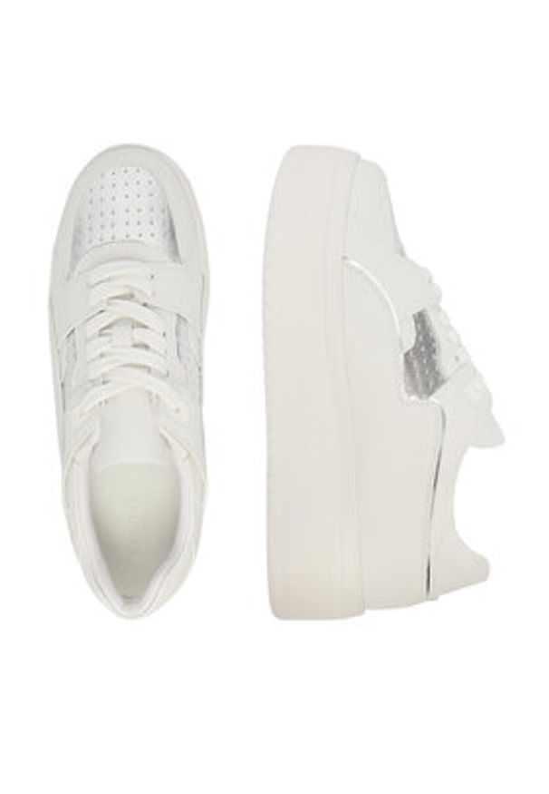 Badura Sneakersy CEO-ARNA-01 Srebrny. Kolor: srebrny. Materiał: skóra