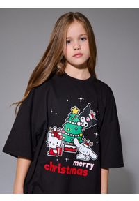 Sinsay - Bawełniana koszulka z nadrukiem Hello Kitty - czarny. Kolor: czarny. Materiał: bawełna. Wzór: nadruk, motyw z bajki #1