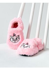 Sinsay - Pluszowe kapcie z haftem i ozdobną kokardą The Aristocats - różowy. Kolor: różowy. Wzór: haft