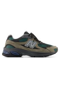 Buty unisex New Balance U2010AGY – brązowe. Kolor: brązowy. Materiał: guma, zamsz. Szerokość cholewki: normalna. Sezon: lato. Sport: bieganie