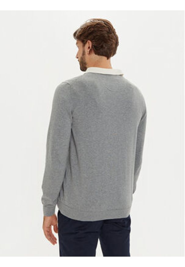 s.Oliver Sweter 2143173 Szary Regular Fit. Kolor: szary. Materiał: bawełna