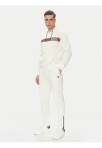 Guess Spodnie dresowe Korbin Z2BB05 FL04Q Écru Regular Fit. Materiał: syntetyk