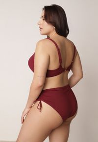 Born2be - Bordowe Bikini Biustonosz z Cyrkoniami i Majtki Typu Figi Dorirose. Kolekcja: plus size. Kolor: czerwony #2