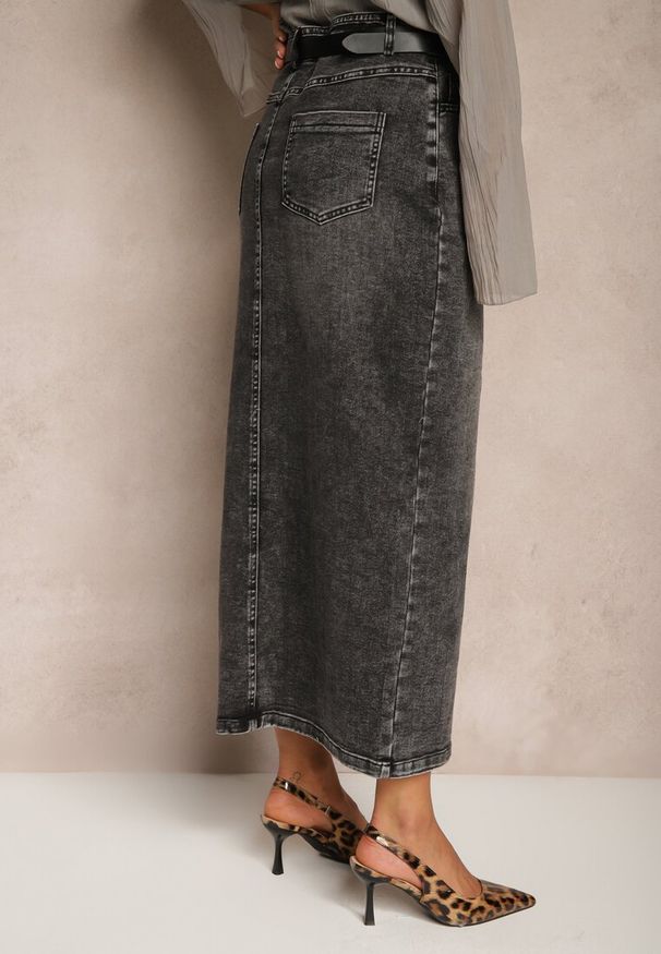 Renee - Czarna Jeansowa Spódnica Ołówkowa Fenlira. Okazja: na co dzień. Kolor: czarny. Materiał: jeans. Wzór: aplikacja. Styl: casual
