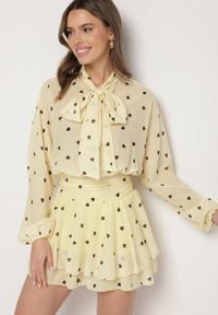 Born2be - Żółta Rozkloszowana Sukienka z Rękawami Typu Nietoperz i Wiązaniem Miriviela. Okazja: na co dzień. Kolor: żółty. Materiał: jeans. Typ sukienki: proste. Styl: casual, klasyczny #4