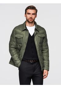 Ombre Clothing - Kurtka pikowana męska w koszulowym fasonie – oliwkowa V2 - Rozmiar: L. Okazja: na co dzień. Kolor: oliwkowy. Materiał: poliester, materiał. Wzór: aplikacja. Styl: casual, elegancki