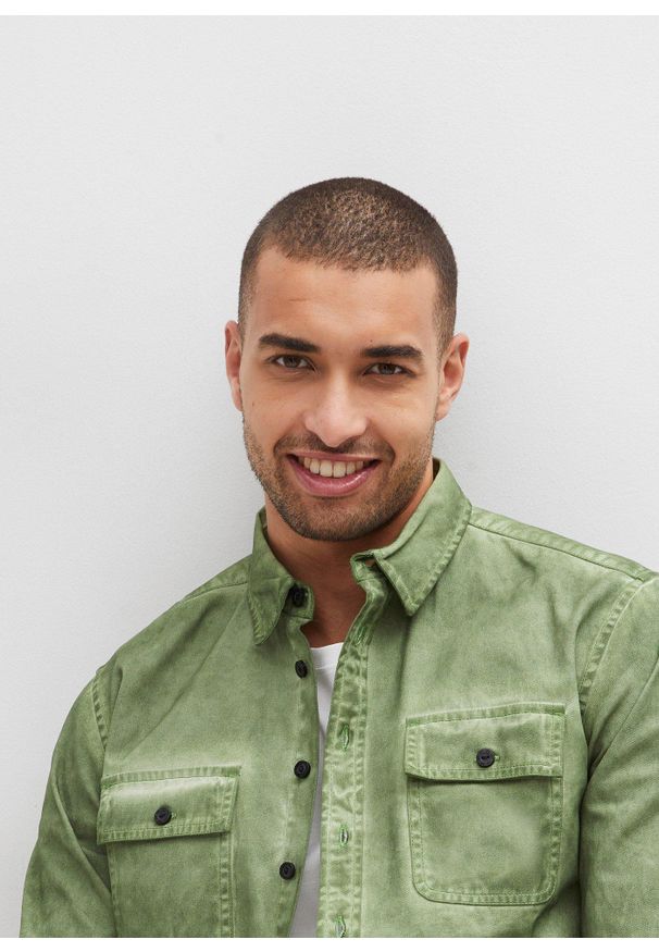 bonprix - Koszula z długim rękawem i efektem wytarcia, z czystej bawełny. Kolor: zielony. Materiał: bawełna. Długość rękawa: długi rękaw. Długość: długie