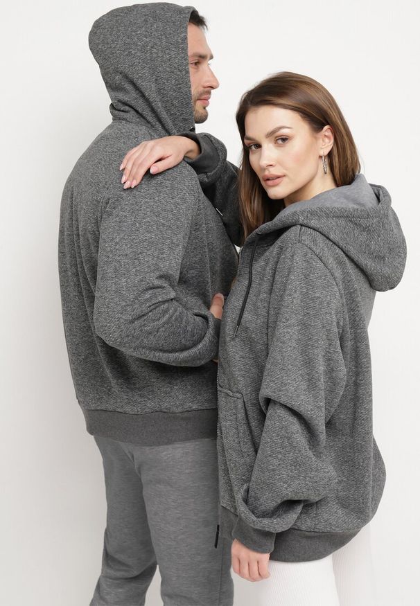 Born2be - Ciemnoszara Bluza z Kapturem i Ściągaczami Flattera. Typ kołnierza: kaptur. Kolor: szary