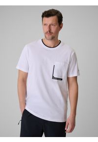 4f - 4F T-shirt regular z nadrukiem męski - biały S. Okazja: na co dzień. Kolor: biały. Materiał: dzianina, bawełna, materiał. Wzór: nadruk. Styl: klasyczny, casual #1