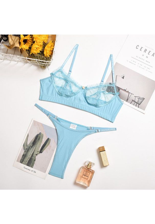 Intica - Zestaw bielizny koronkowej z delikatnymi detalami Henriqueta. Kolor: niebieski. Materiał: koronka. Wzór: aplikacja