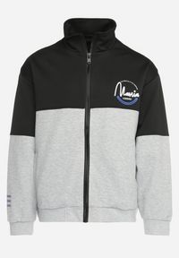 Born2be - Czarno-Szara Kurtka Dresowa z Wysokim Kołnierzem i Nadrukiem Lwanes. Kolor: czarny. Materiał: dresówka. Wzór: nadruk. Styl: sportowy #5