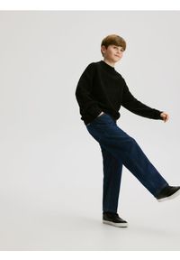 Reserved - Jeansy relaxed fit - granatowy. Kolor: niebieski #1