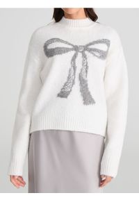 Sinsay - Sweter z kokardą zdobioną cekinami - wielobarwny. Typ kołnierza: kokarda. Wzór: aplikacja. Styl: wizytowy #1