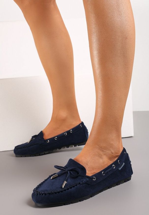 Born2be - Granatowe Mokasyny z Ozdobną Kokardką i Wiązaniami po Bokach Vimedia. Okazja: na co dzień. Kolor: niebieski. Materiał: jeans. Styl: casual
