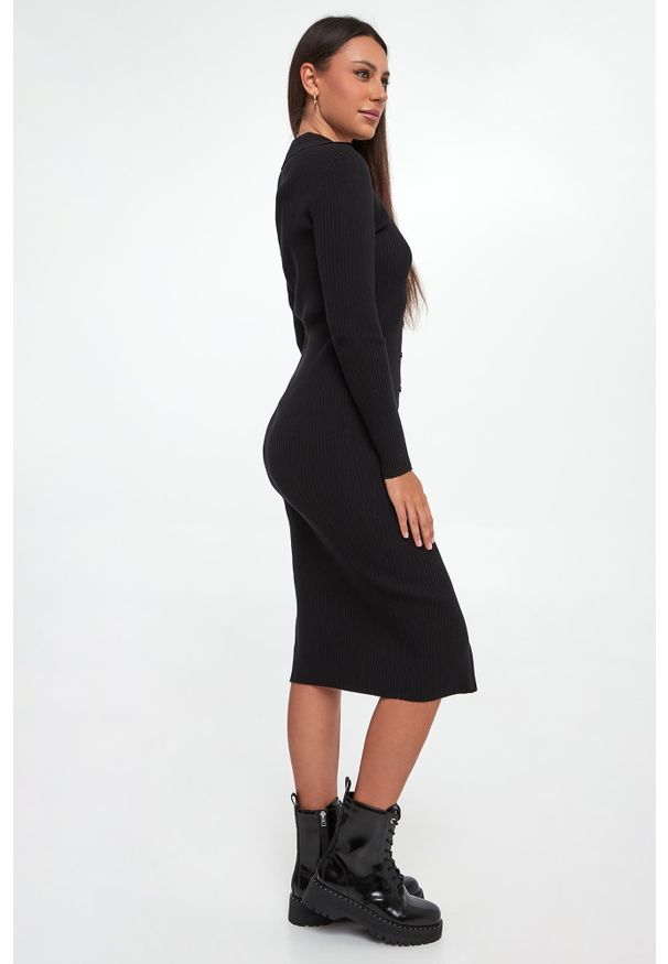 Sukienka prążkowana midi DKNY. Materiał: prążkowany. Długość: midi