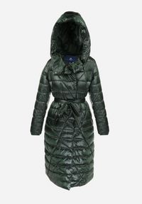 Born2be - Ciemnozielona Kurtka za Kolano z Wiązanym Paskiem i Kapturem Chlyrie. Kolor: zielony. Materiał: materiał. Długość: długie. Sezon: zima, jesień #6