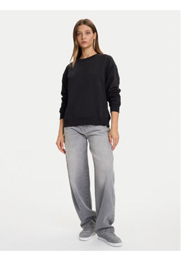 Calvin Klein Jeans Bluza Archive LV047B236G Czarny Relaxed Fit. Kolor: czarny. Materiał: bawełna
