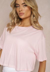Renee - Różowy Oversizowy T-shirt z Bawełny z Okrągłym Dekoltem Calama. Kolor: różowy. Materiał: bawełna. Wzór: kolorowy. Styl: elegancki #2