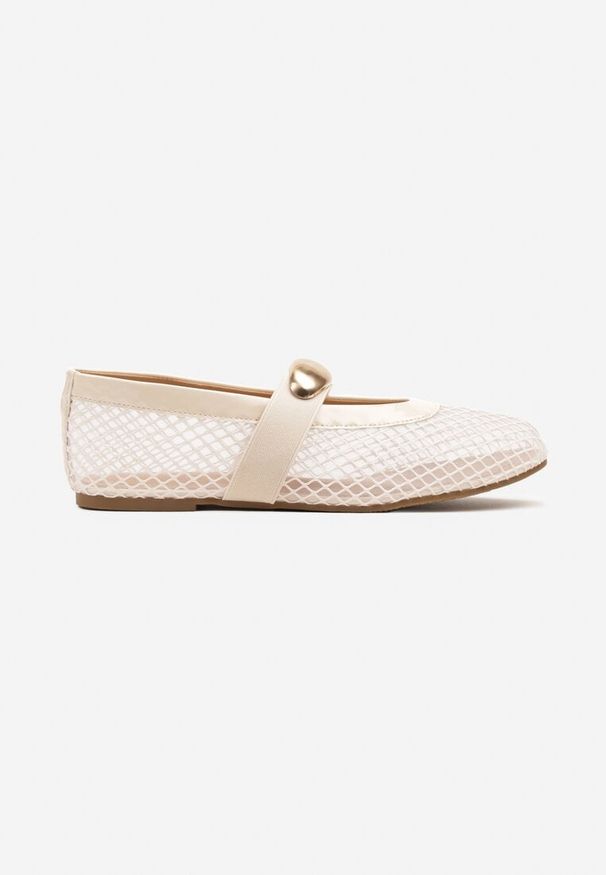 Born2be - Beżowe Siateczkowe Balerinki z Metalową Ozdobą Tatolira. Okazja: na co dzień. Kolor: beżowy. Materiał: jeans. Wzór: aplikacja. Styl: elegancki, klasyczny, casual