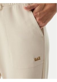 EA7 Emporio Armani Spodnie dresowe 7W000193 AF12643 U1088 Beżowy Regular Fit. Kolor: beżowy. Materiał: syntetyk #5