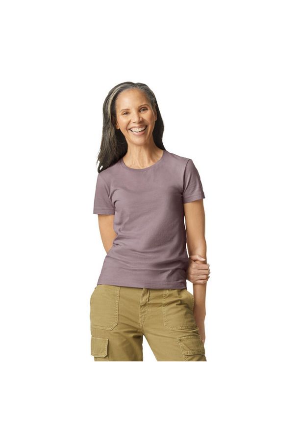 GILDAN - Koszulka Damska Z Miękkiej W Dotyku Bawełny Ringspun. Kolor: fioletowy. Materiał: bawełna. Sport: turystyka piesza