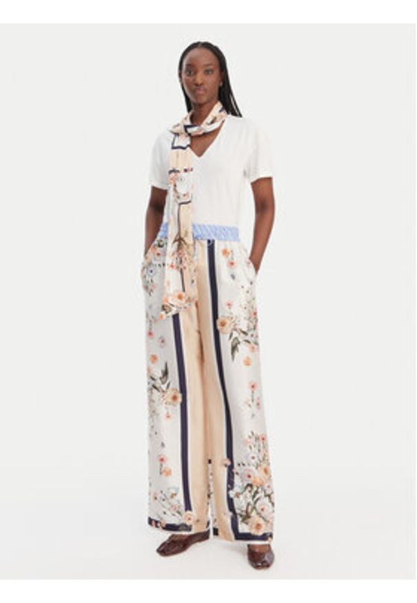 Liu Jo T-Shirt WA6189 J6308 Biały Regular Fit. Kolor: biały. Materiał: bawełna