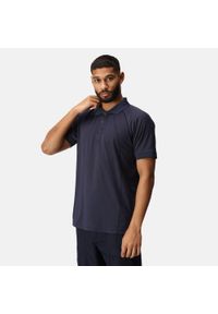 Regatta - Męska koszulka polo Coolweave. Typ kołnierza: polo. Kolor: niebieski. Sport: turystyka piesza #1