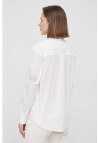 Desigual koszula bawełniana damska kolor biały regular z kołnierzykiem klasycznym. Okazja: na co dzień. Typ kołnierza: kołnierzyk klasyczny. Kolor: biały. Materiał: bawełna. Styl: klasyczny #3