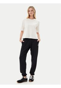 Guess T-Shirt V4BI21 I3Z14 Écru Relaxed Fit. Materiał: bawełna