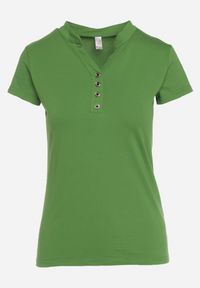 Born2be - Zielony T-shirt Koszulka z Bawełny z Metalicznymi Guzikami Cariena. Okazja: na co dzień. Typ kołnierza: dekolt w kształcie V. Kolor: zielony. Materiał: bawełna. Styl: casual #6