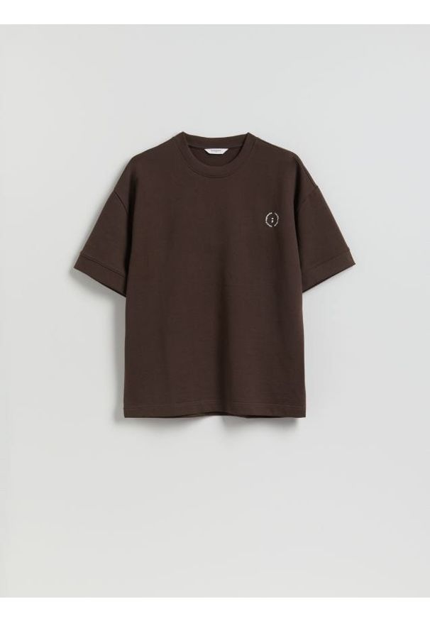 Reserved - T-shirt boxy z nadrukiem - brązowy. Kolor: brązowy. Materiał: dzianina, bawełna. Wzór: nadruk