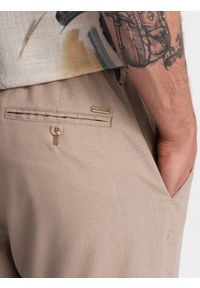 Ombre Clothing - Męskie podwijane spodnie chino z dodatkiem lnu – jasnobrązowe V3 - Rozmiar: XL. Okazja: na co dzień. Kolor: brązowy. Materiał: len. Sezon: lato. Styl: casual #3