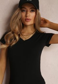 Renee - Czarny T-shirt Mirasura. Kolor: czarny. Materiał: dzianina. Długość rękawa: krótki rękaw. Długość: krótkie. Wzór: gładki #5