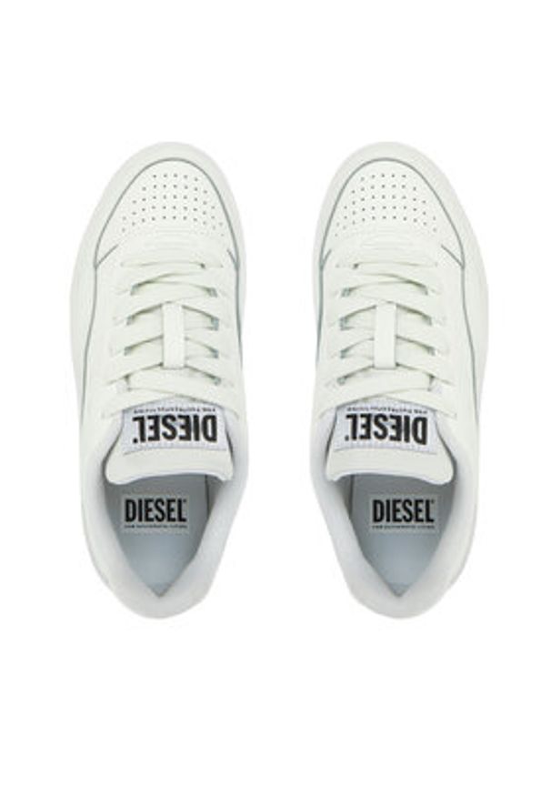 Diesel Sneakersy Y03513 P5576 T1002 Biały. Kolor: biały. Materiał: skóra