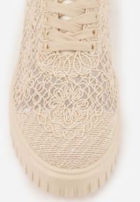 Born2be - Beżowe Ażurowe Sneakersy Vices na Grubej Podeszwie z Tłoczeniem Luminise. Okazja: na co dzień. Kolor: beżowy. Materiał: jeans. Szerokość cholewki: normalna. Wzór: ażurowy #9
