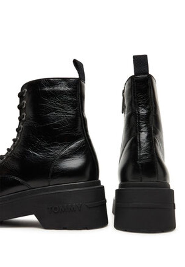 Tommy Jeans Botki Tjw Chunky Shiny EN0EN02848 Czarny. Kolor: czarny. Materiał: skóra