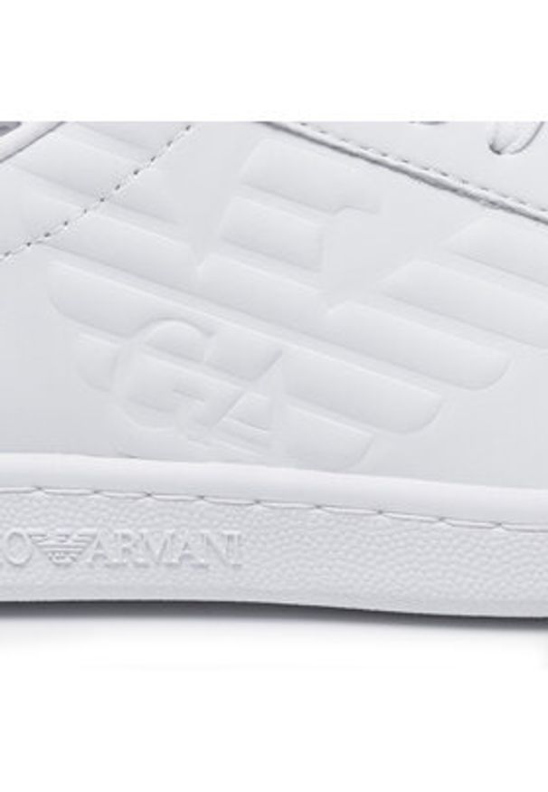 EA7 Emporio Armani Sneakersy X8X001 XCC51 R579 Biały. Kolor: biały. Materiał: skóra, syntetyk