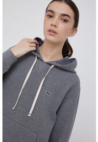 Lacoste Bluza SF7099 damska kolor szary z kapturem gładka. Okazja: na co dzień. Typ kołnierza: kaptur. Kolor: szary. Materiał: dzianina. Długość rękawa: długi rękaw. Długość: długie. Wzór: gładki. Styl: casual #5